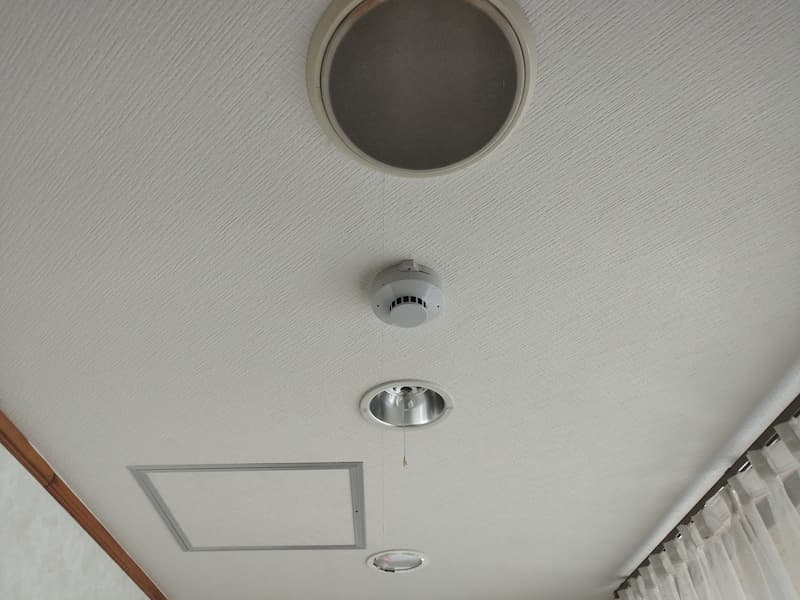 光電式スポット型感知器(煙感知器)